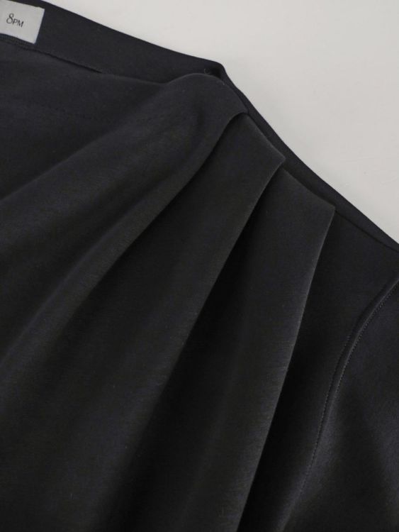 8PM Sweatshirt Offshoulder (BEAUVAIS-009) - UNO Knokke