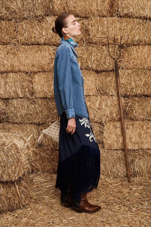 Alémais Blouse Denim Broderie (JESSE-8095T-BLUE) - UNO Knokke