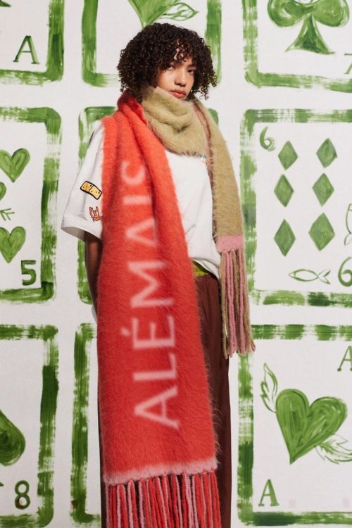 Alémais Scarf (PLAYERS-3289A) - UNO Knokke