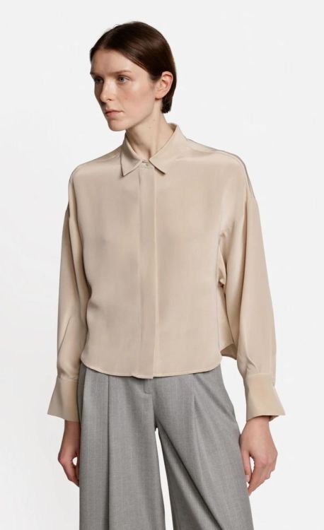 Kiefermann Blouse Silk Boxy (HAIZENA-191BEIGE) - UNO Knokke