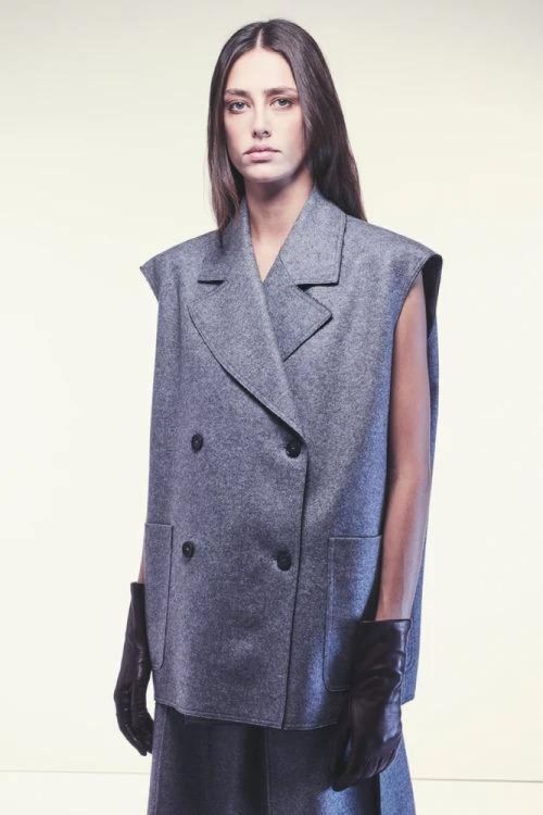 Liviana Conti Waistcoat Cashmere (F5WN42-X92) - UNO Knokke