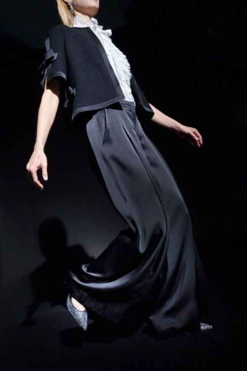 Maison Common Jacket Bow Satin (5580-222-800BLACK) - UNO Knokke