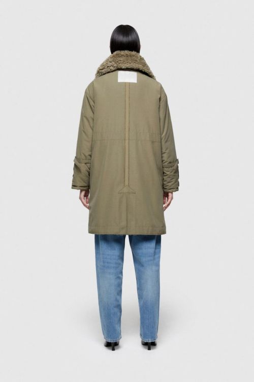 OOF Parka Mouton Rev. (JA9254-7272OLIVA) - UNO Knokke